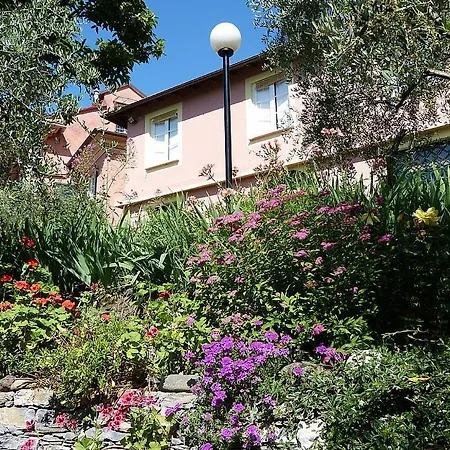 Lägenhet Sleeps 4 Pool Air Con Wifi *