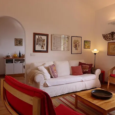 Sleeps 4 Pool Air Con Wifi Lägenhet *